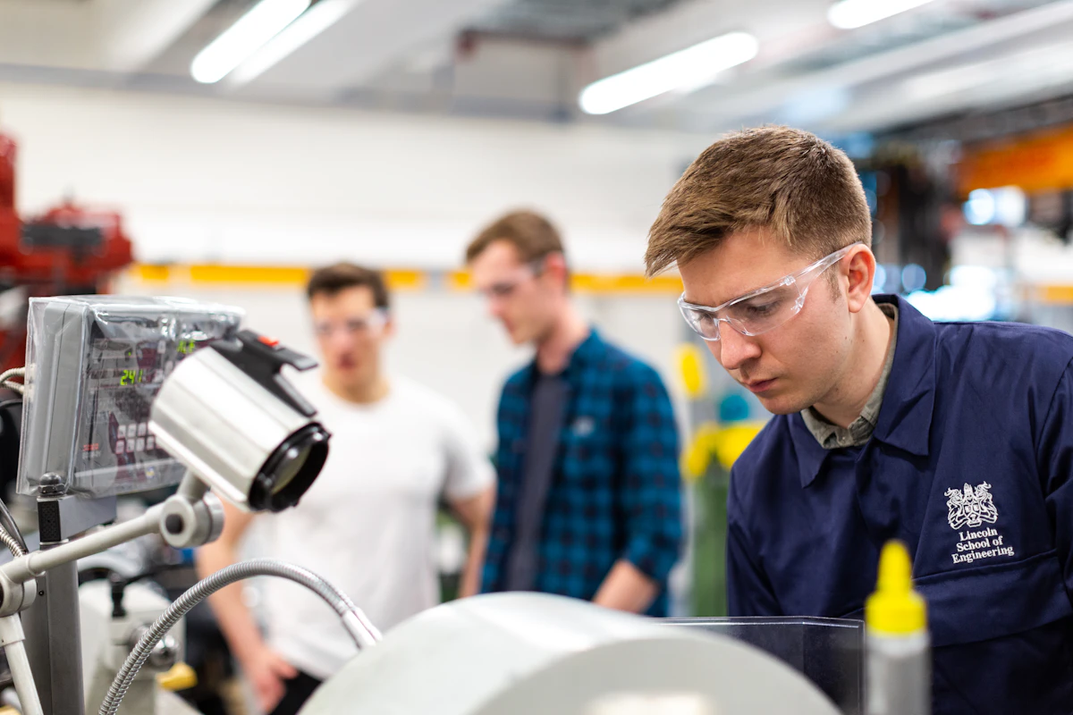 Precision contractor equipment and professional mobile tools
